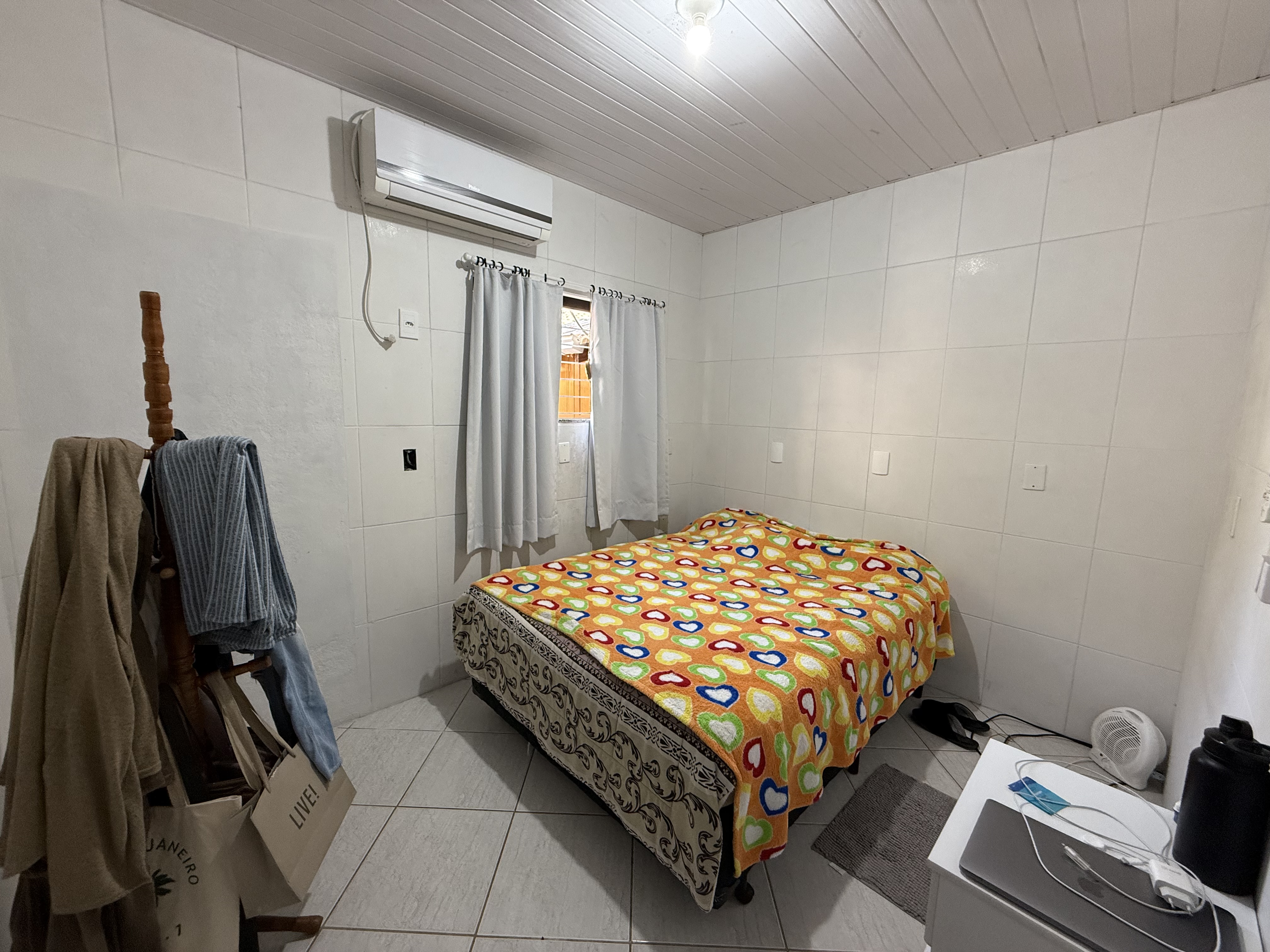 Imagem Casa no bairro Ilha da Figueira com 3 dormitórios e amplo quintal