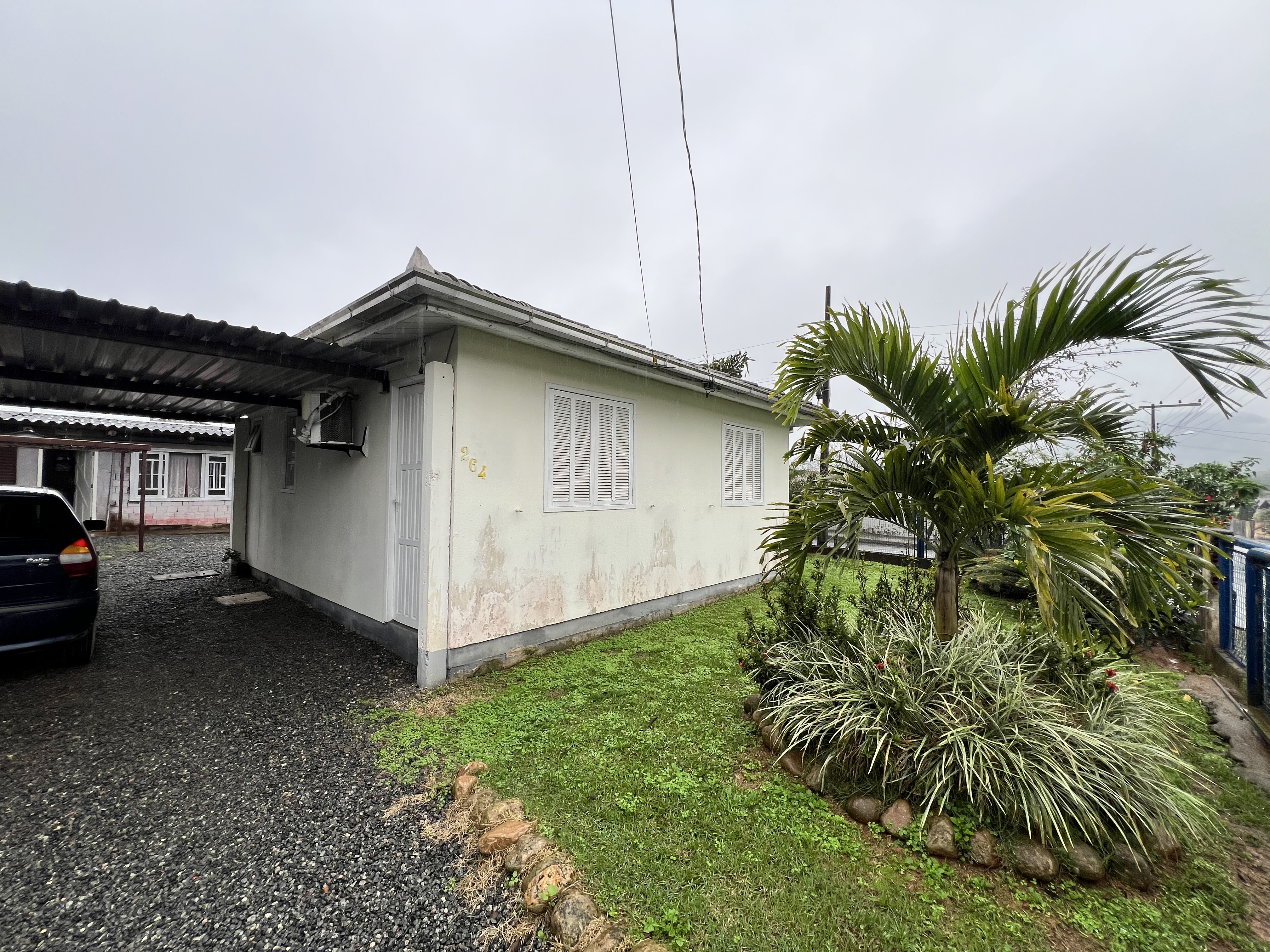 Casa no bairro João Pessoa - 2 quartos - esquina