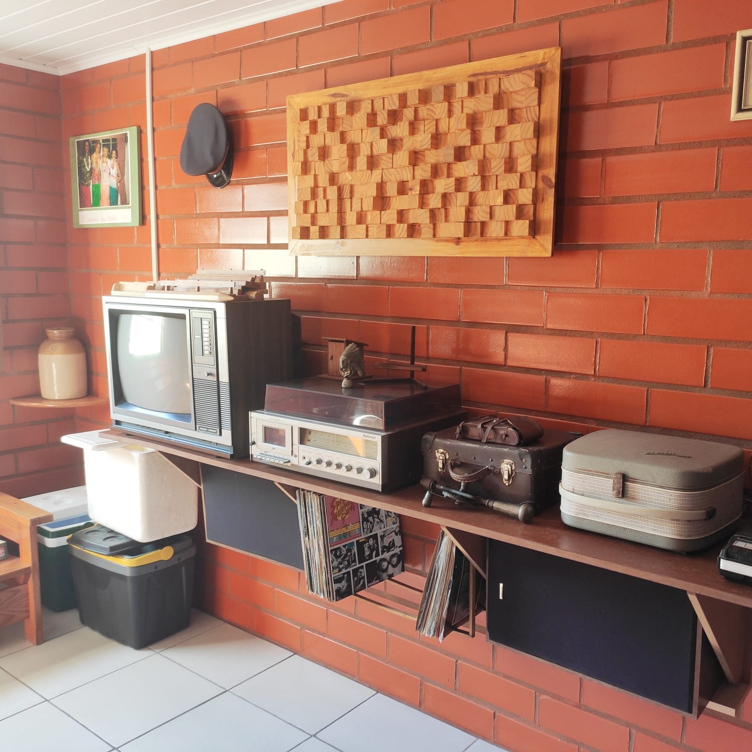 Imagem Casa Estilo Chalé à Venda em Schroeder – 184m² e Terreno de 2.343m²